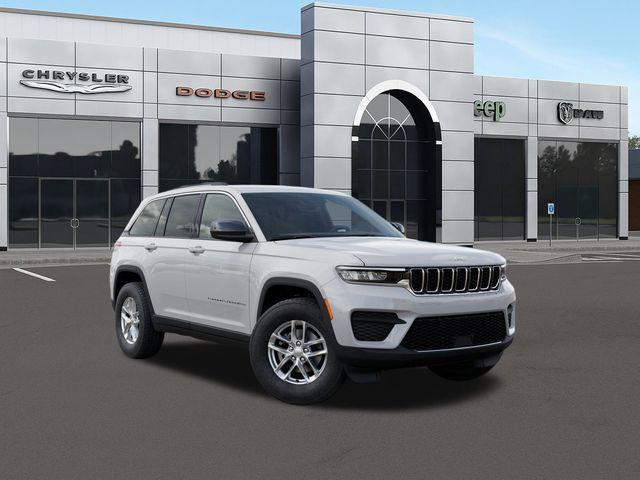 new 2025 Jeep Grand Cherokee car, priced at $29,956