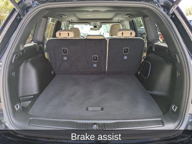 used 2024 Jeep Grand Cherokee car, priced at $35,440