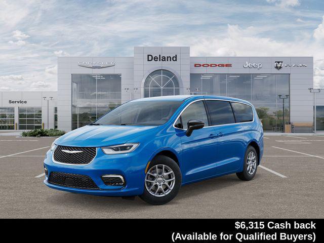 new 2026 Chrysler Pacifica car, priced at $36,265