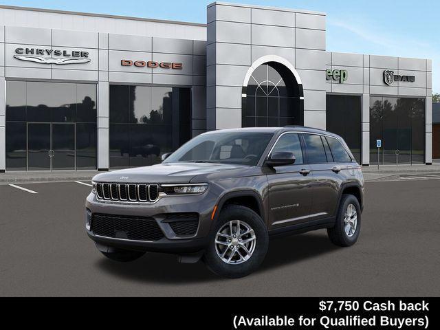new 2025 Jeep Grand Cherokee car, priced at $30,992