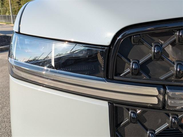 new 2025 Lincoln Navigator L car, priced at $98,997