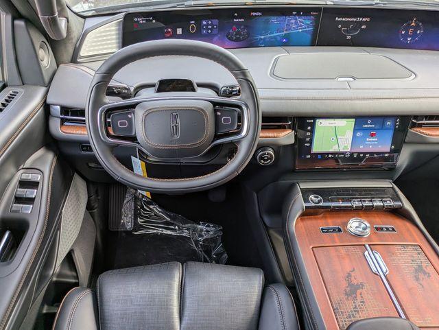 new 2025 Lincoln Navigator L car, priced at $104,572