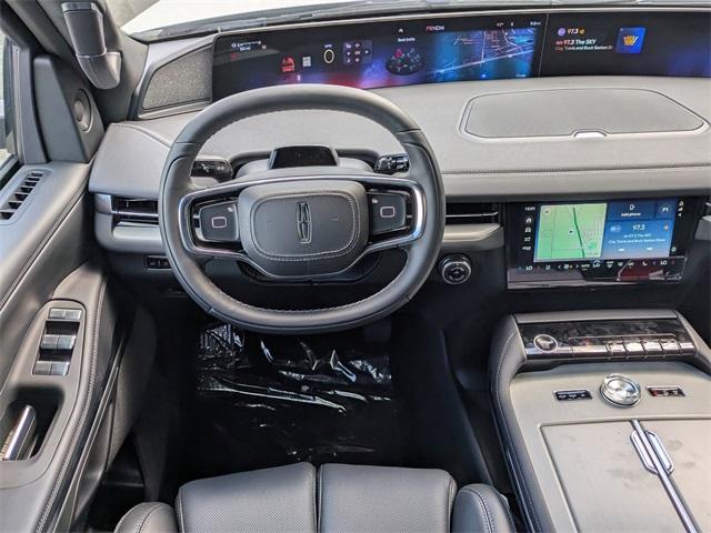 new 2025 Lincoln Navigator car, priced at $95,575