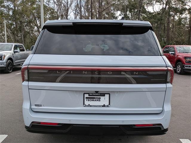 new 2025 Lincoln Navigator L car, priced at $110,006