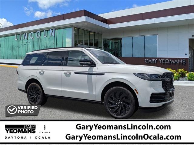 new 2025 Lincoln Navigator car, priced at $94,166