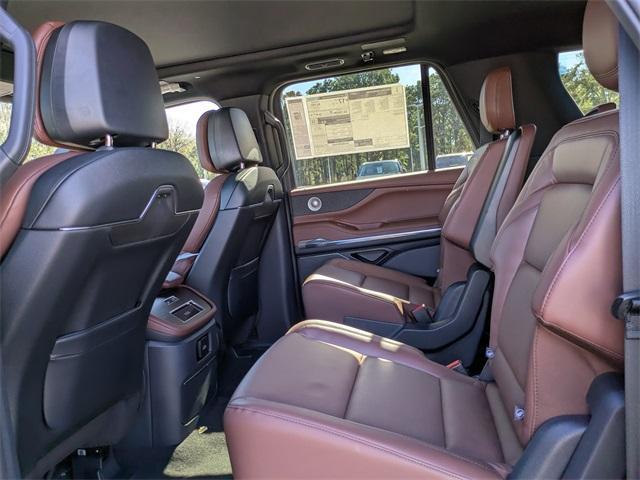 new 2025 Lincoln Navigator L car, priced at $100,357