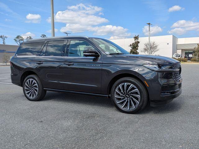 new 2026 Lincoln Navigator car, priced at $123,570