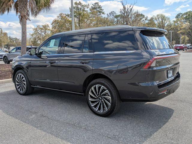 new 2026 Lincoln Navigator car, priced at $123,570