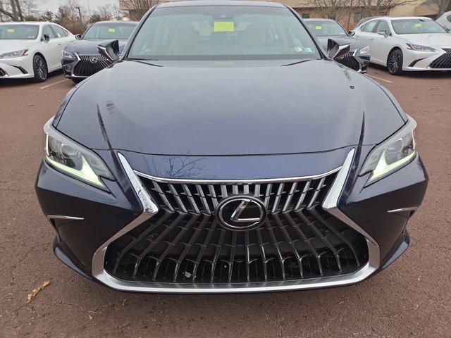 new 2025 Lexus ES 350 car, priced at $49,900