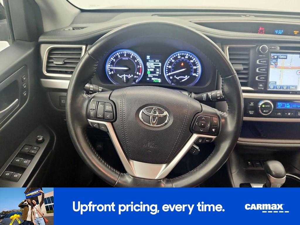 used 2018 Toyota Highlander car, priced at $27,998