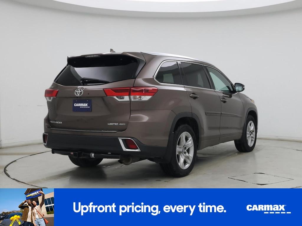 used 2018 Toyota Highlander car, priced at $27,998
