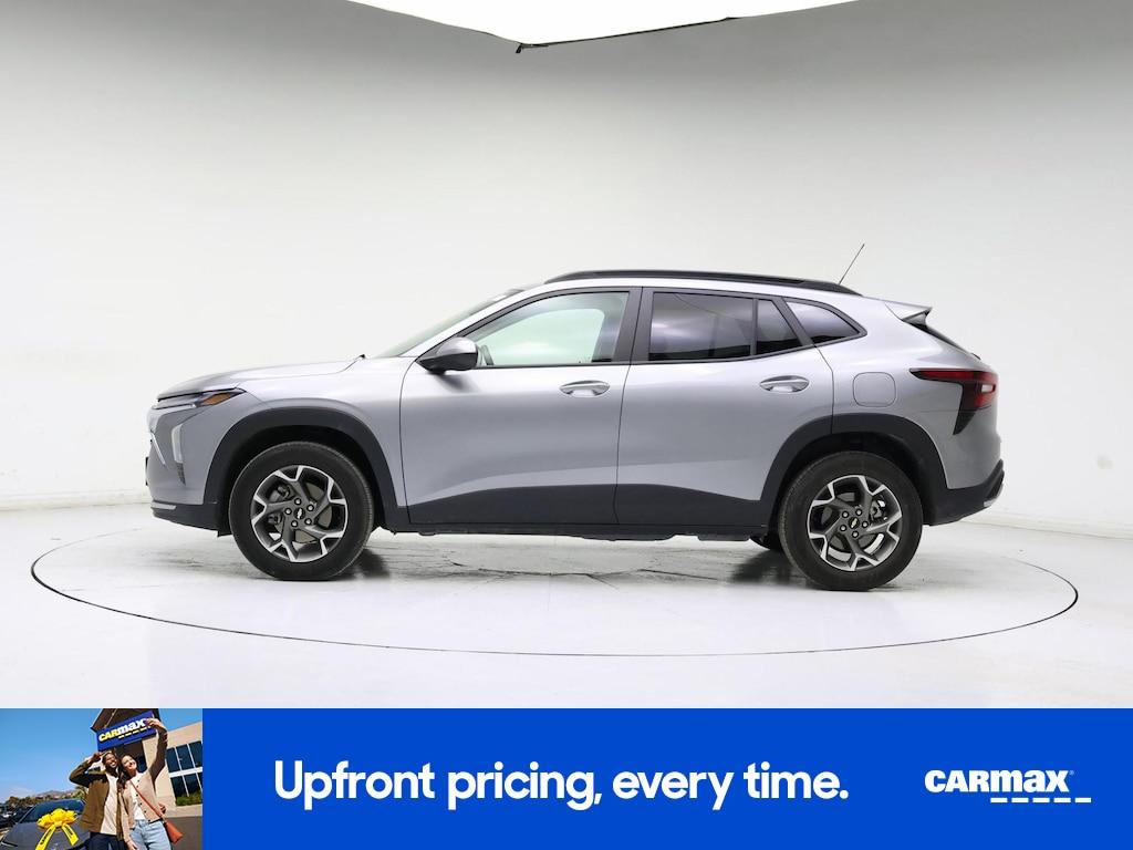 used 2025 Chevrolet Trax car, priced at $22,998