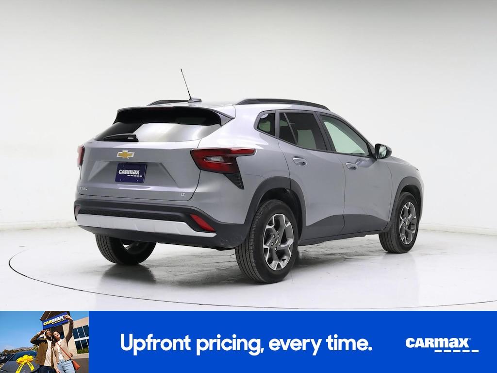 used 2025 Chevrolet Trax car, priced at $22,998