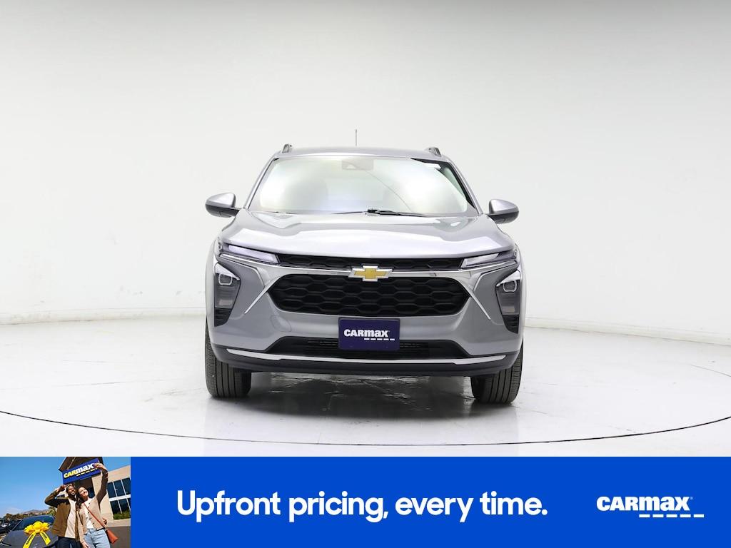 used 2025 Chevrolet Trax car, priced at $22,998