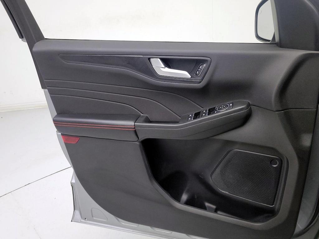 used 2023 Ford Escape car, priced at $22,998