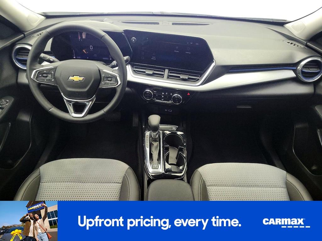 used 2025 Chevrolet Trax car, priced at $22,998