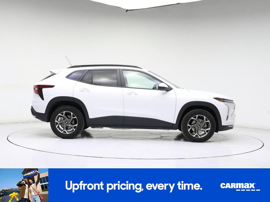 used 2025 Chevrolet Trax car, priced at $22,998