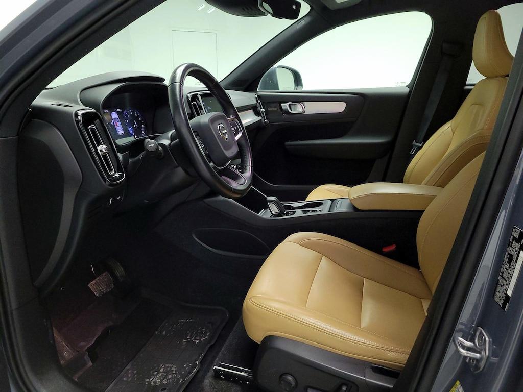 used 2020 Volvo XC40 car, priced at $27,998