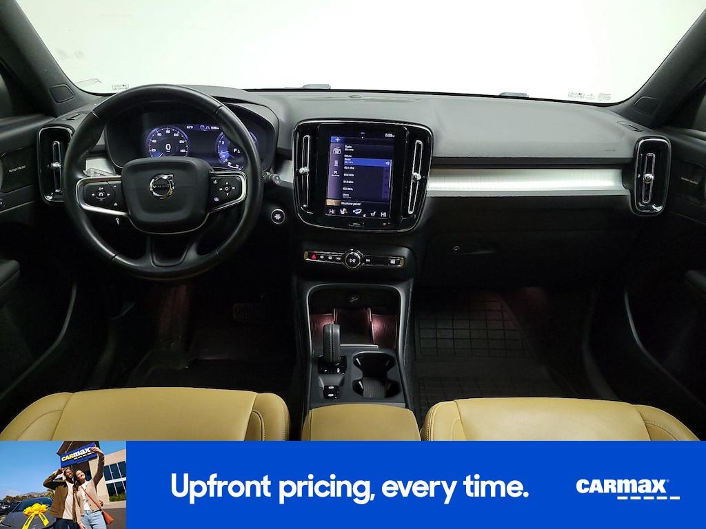 used 2020 Volvo XC40 car, priced at $27,998