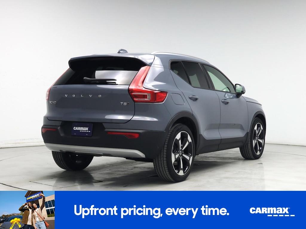 used 2020 Volvo XC40 car, priced at $27,998