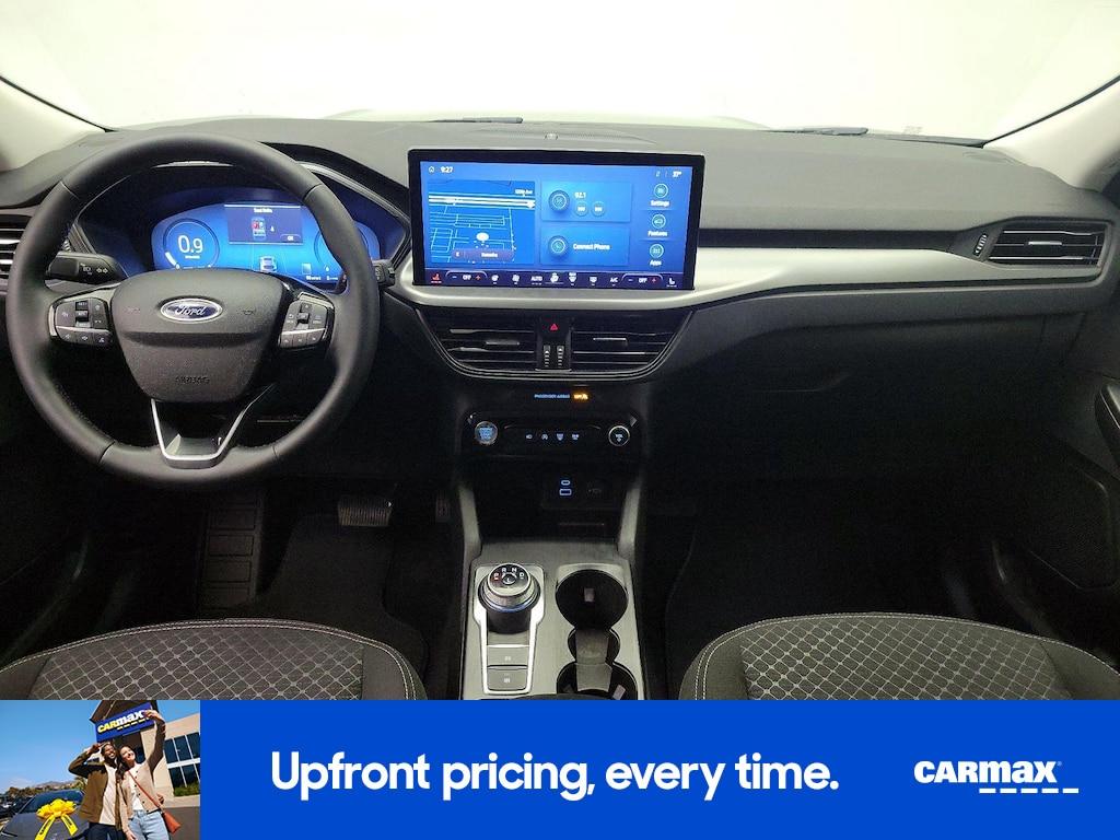 used 2023 Ford Escape car, priced at $22,998