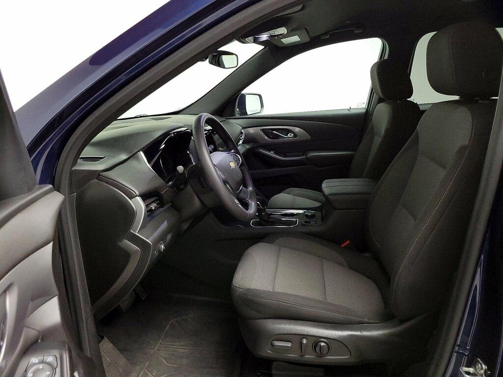 used 2022 Chevrolet Traverse car, priced at $27,998