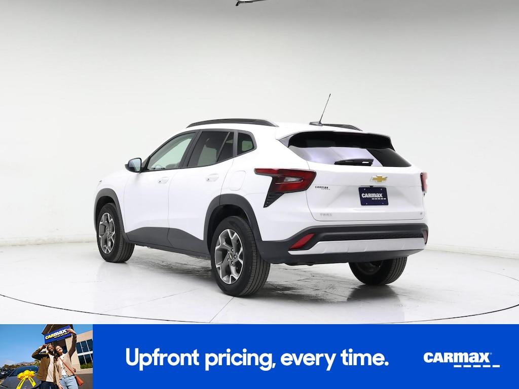 used 2025 Chevrolet Trax car, priced at $21,998