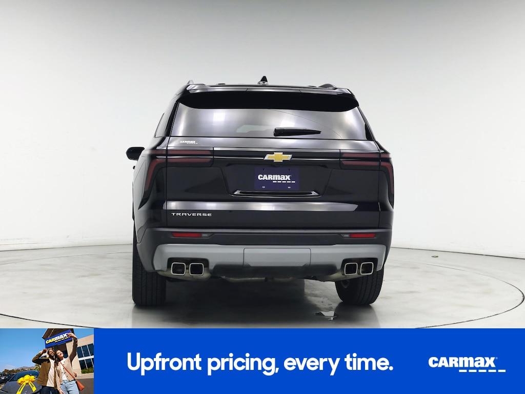 used 2025 Chevrolet Traverse car, priced at $33,998