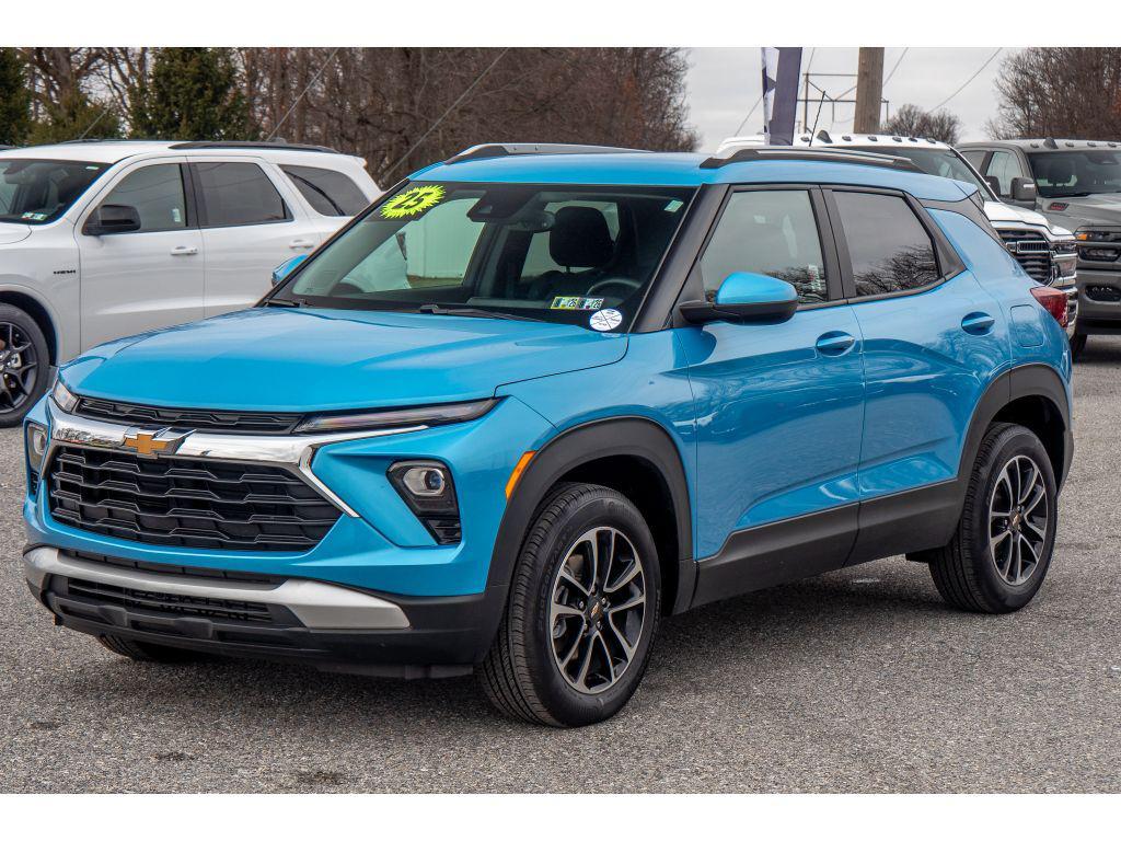 used 2025 Chevrolet TrailBlazer car, priced at $24,966