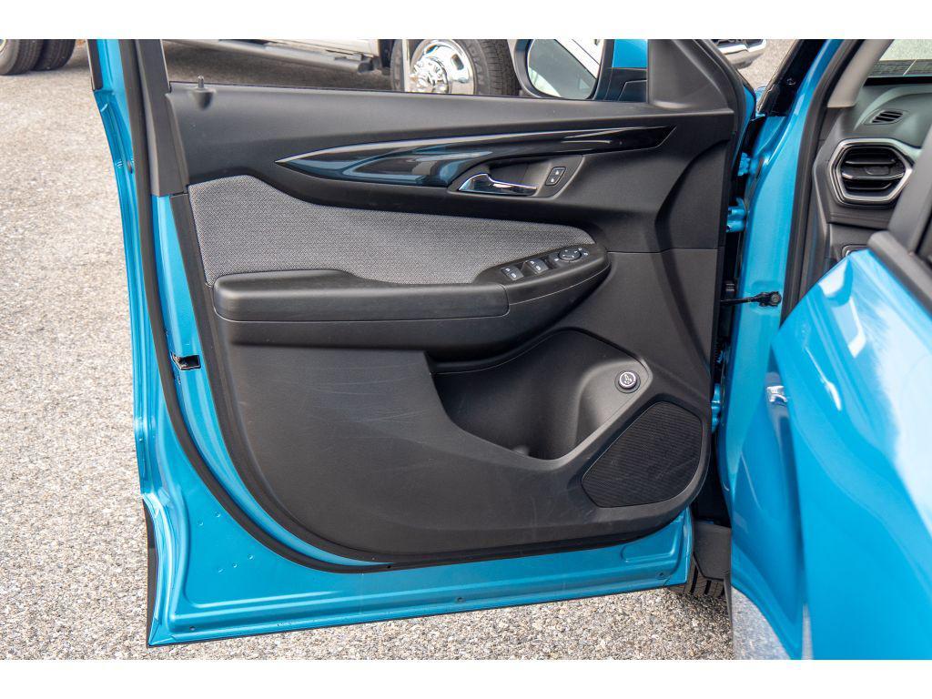 used 2025 Chevrolet TrailBlazer car, priced at $24,966