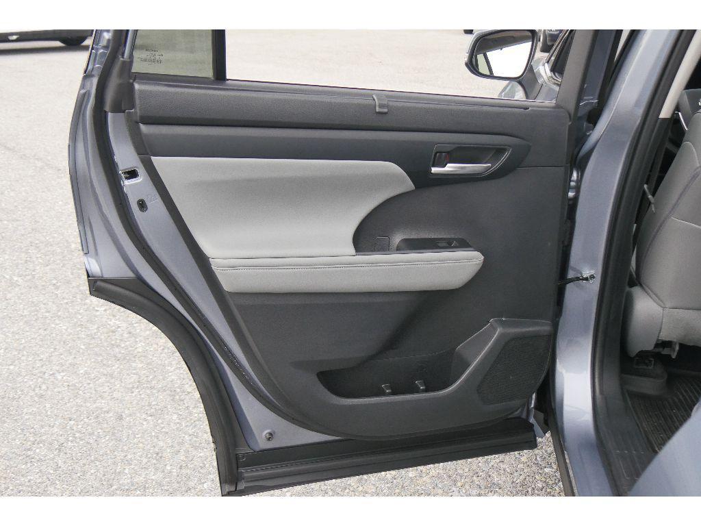 used 2023 Toyota Highlander car, priced at $36,475