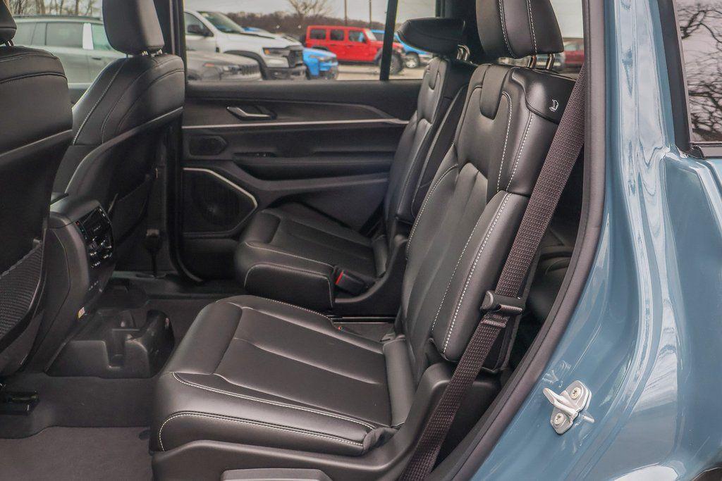 new 2026 Jeep Grand Cherokee L car, priced at $48,777