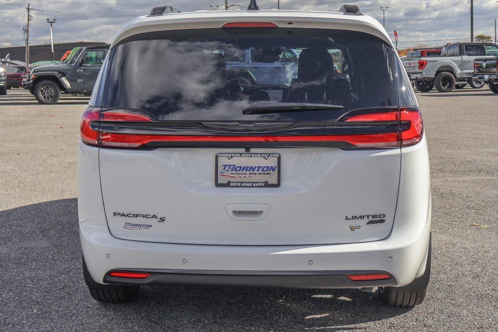 new 2026 Chrysler Pacifica car, priced at $47,563