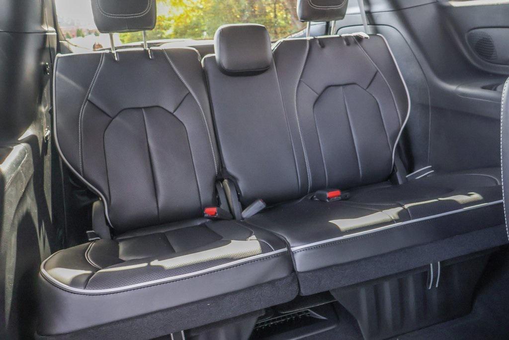 new 2026 Chrysler Pacifica car, priced at $47,563
