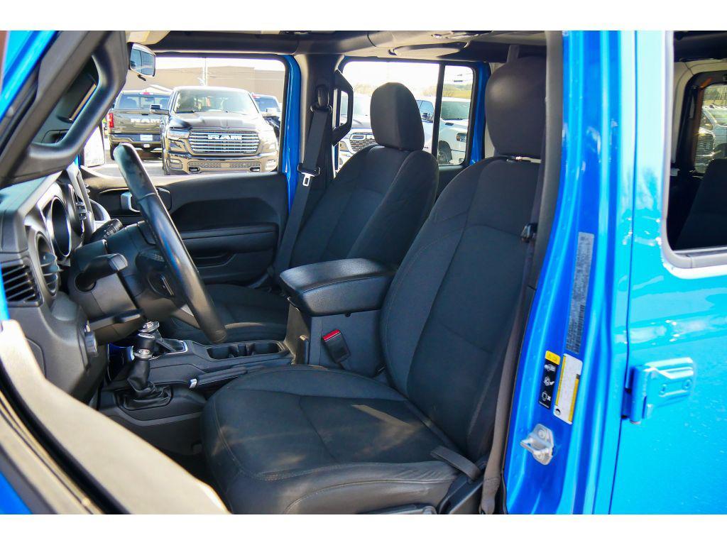 used 2022 Jeep Wrangler Unlimited car, priced at $34,977