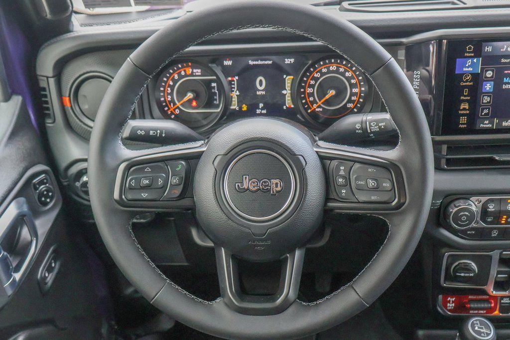 new 2026 Jeep Gladiator car, priced at $55,139