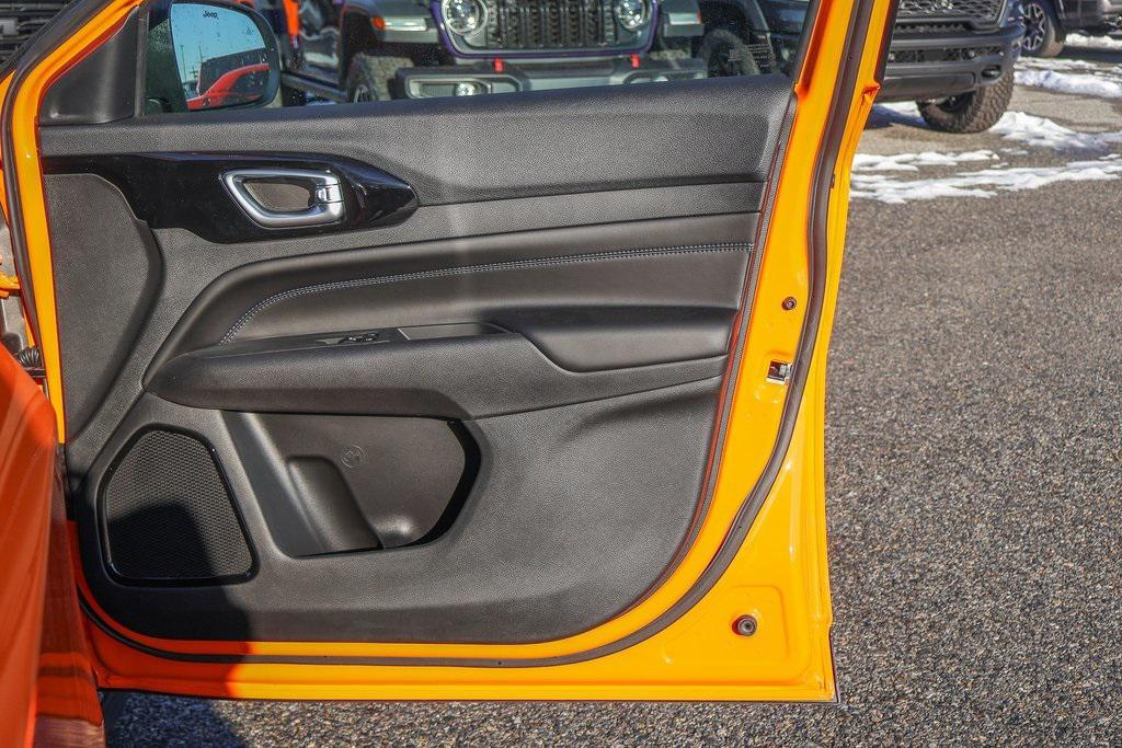 new 2026 Jeep Compass car, priced at $33,256