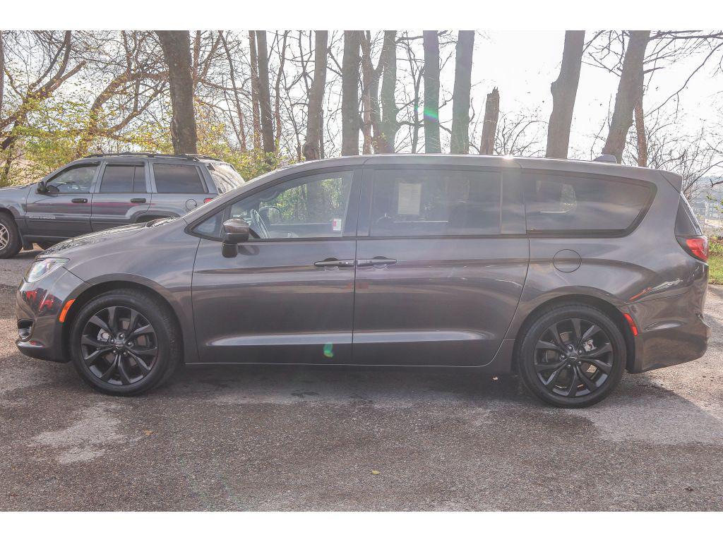 used 2020 Chrysler Pacifica car, priced at $25,955