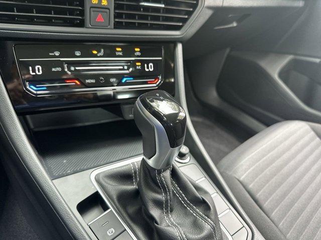 new 2025 Volkswagen Jetta car, priced at $23,948