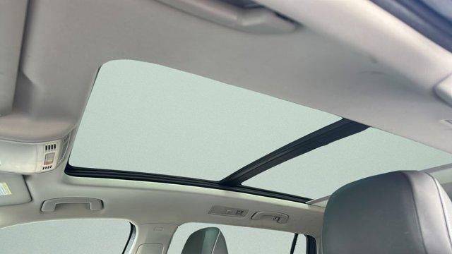 used 2023 Volkswagen Tiguan car, priced at $21,034