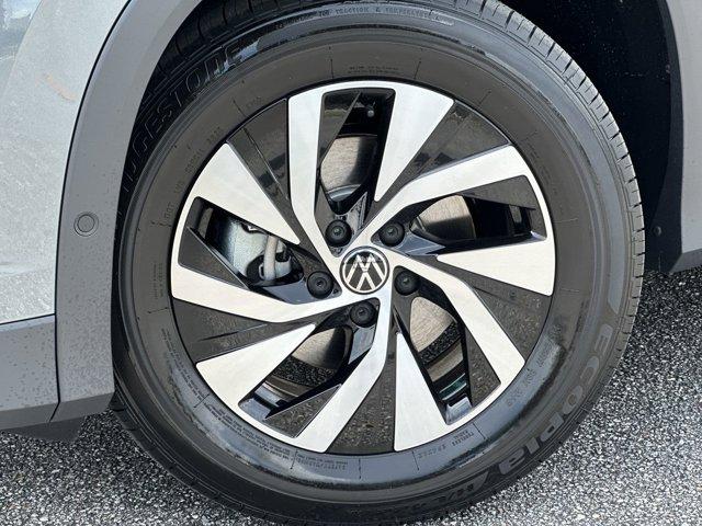 new 2025 Volkswagen Tiguan car, priced at $30,841