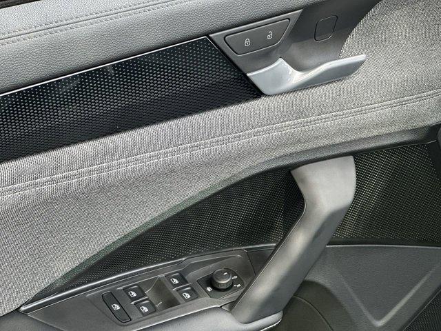 new 2025 Volkswagen Tiguan car, priced at $30,841