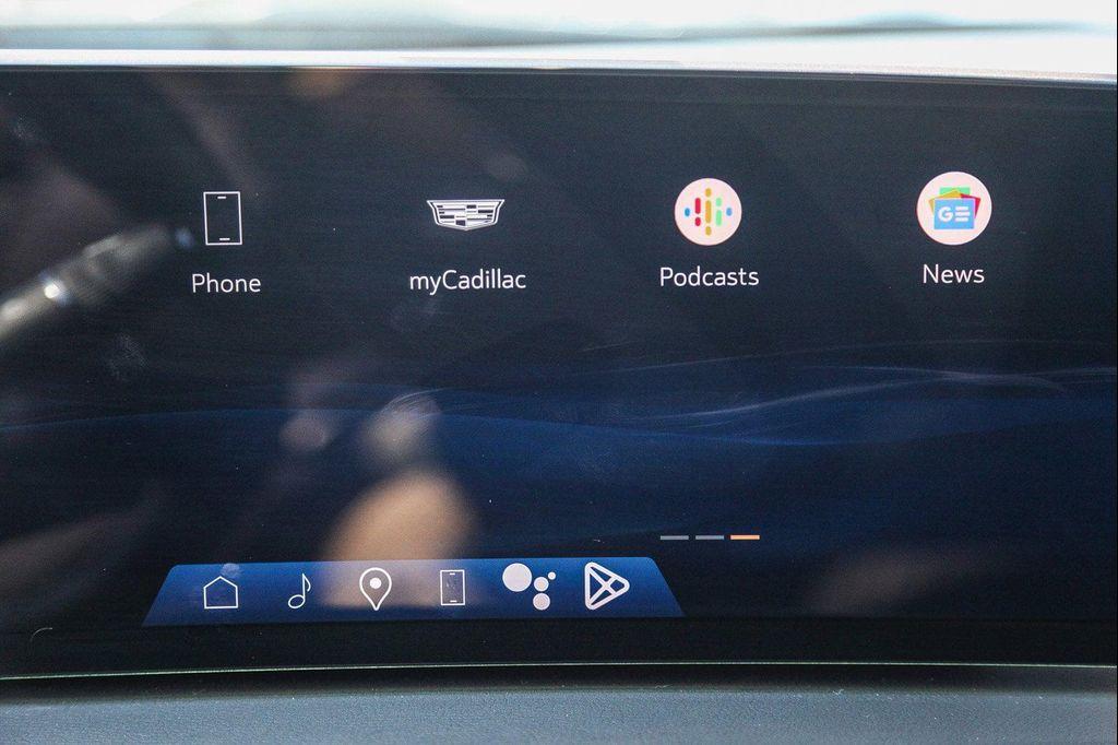 used 2024 Cadillac XT4 car, priced at $25,500