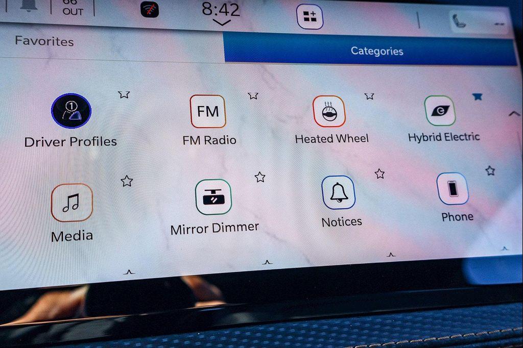 new 2026 Jeep Cherokee car, priced at $42,590