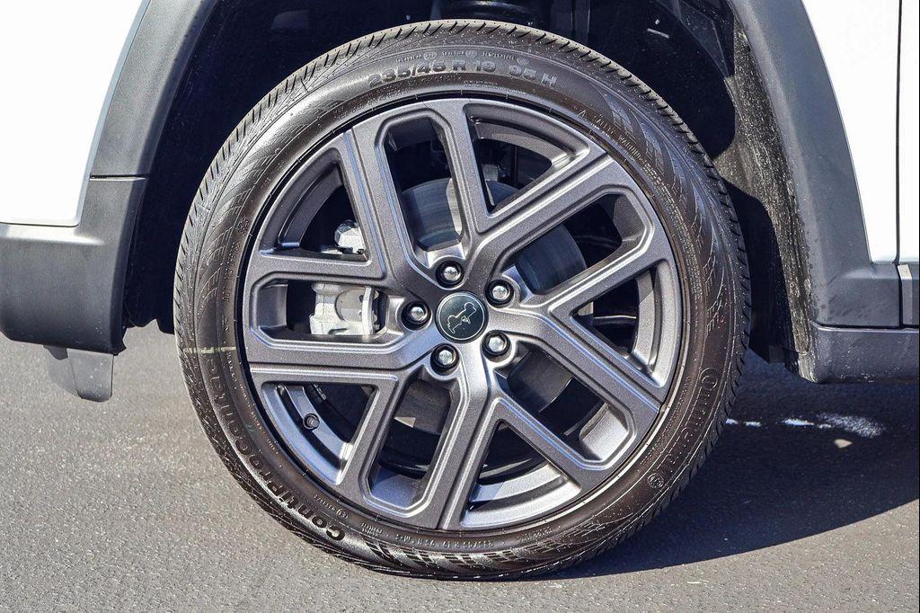 new 2026 Jeep Compass car, priced at $33,900