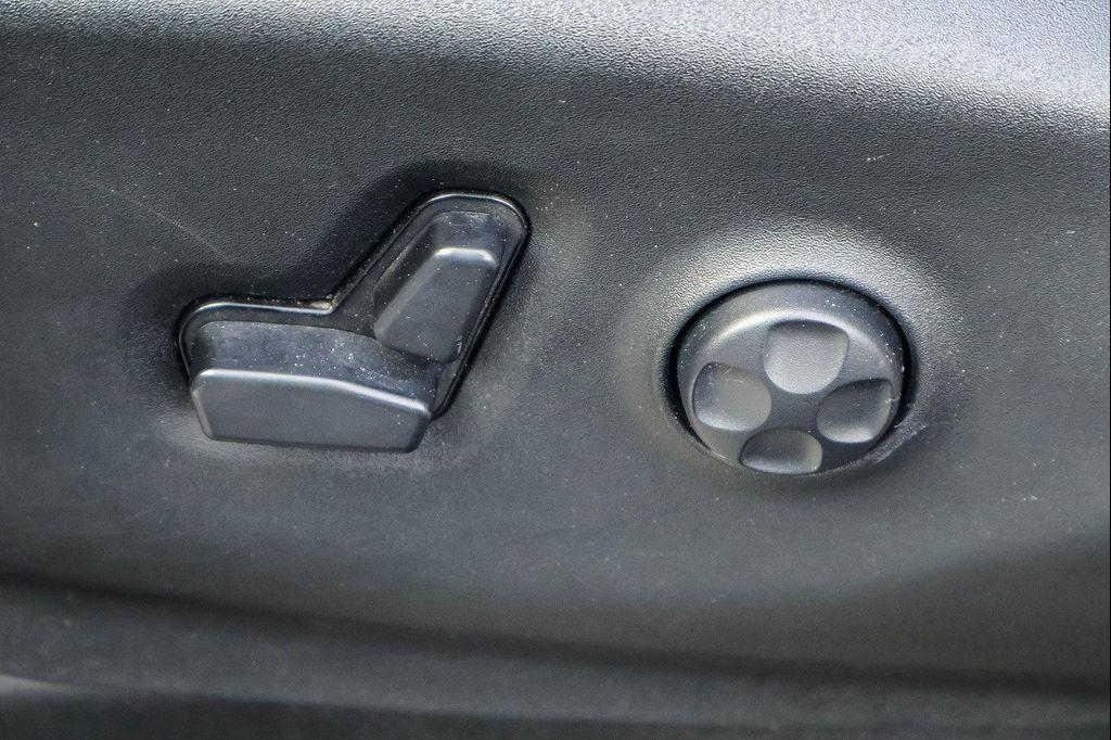 used 2018 Chrysler Pacifica car, priced at $16,500