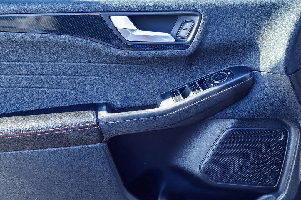 used 2023 Ford Escape car, priced at $20,000