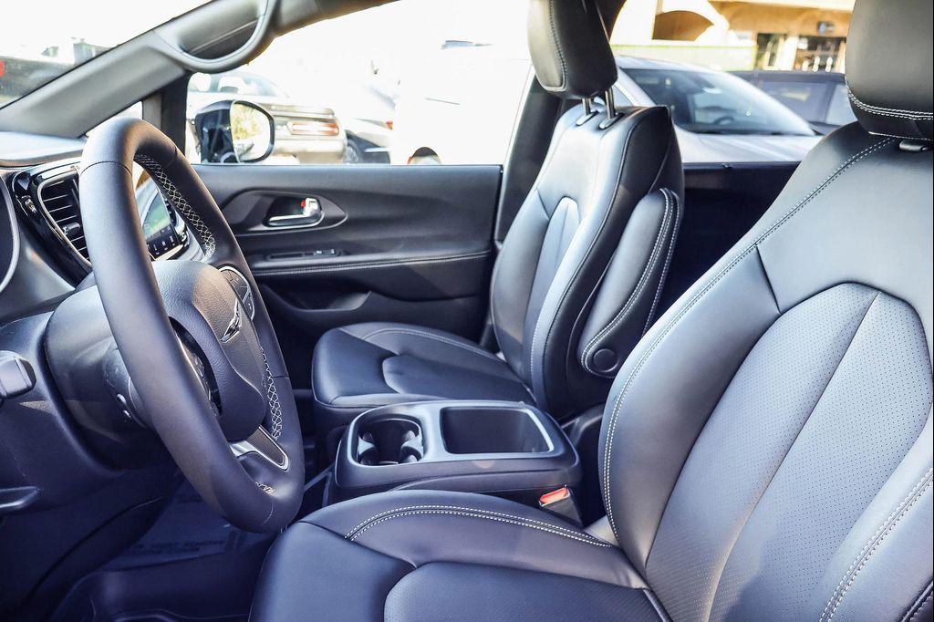 new 2026 Chrysler Pacifica car, priced at $45,420