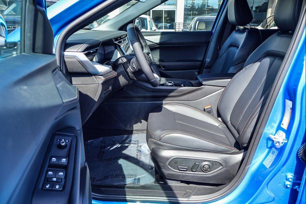 new 2026 Jeep Cherokee car, priced at $41,995