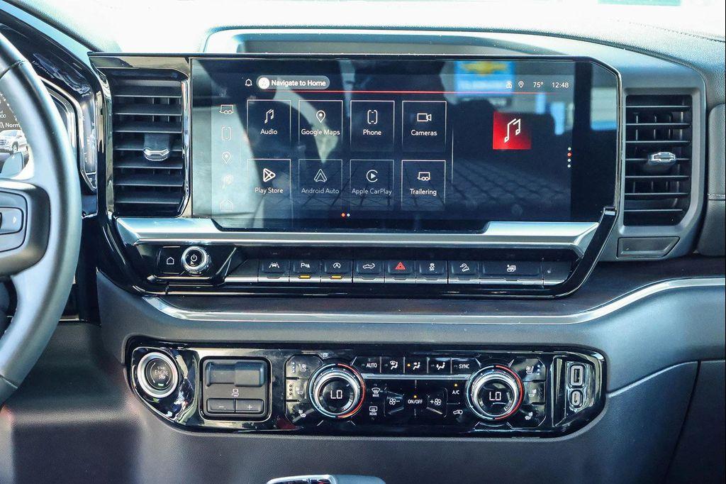 used 2023 GMC Sierra 1500 car, priced at $38,000